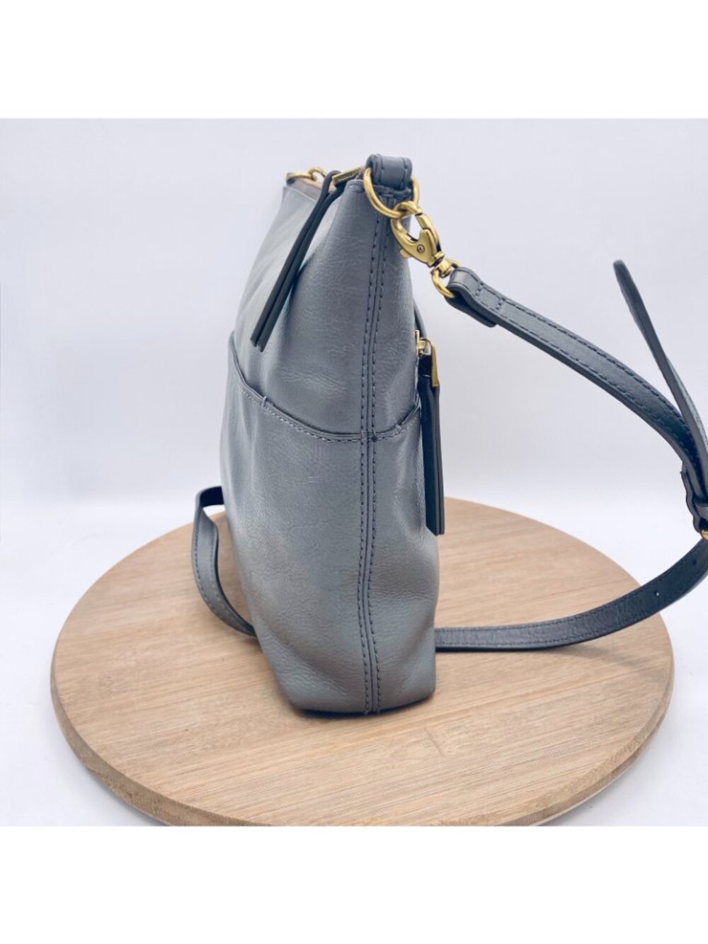Fossil Crossbody Bag Gray Leather Messenger Purse Large Minimalist Luxury - Picture 3 of 13